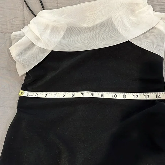 Night Way Collections. Beautiful long black evening dress. Size 8 never worn - Picture 11 of 15